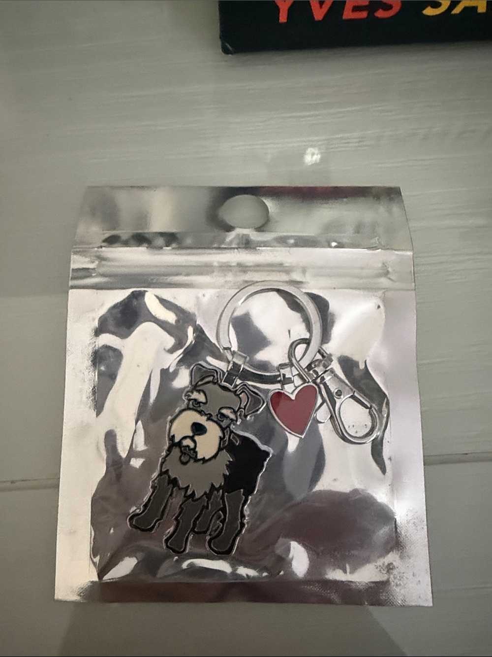 Marc Tetro schnauzer keychain